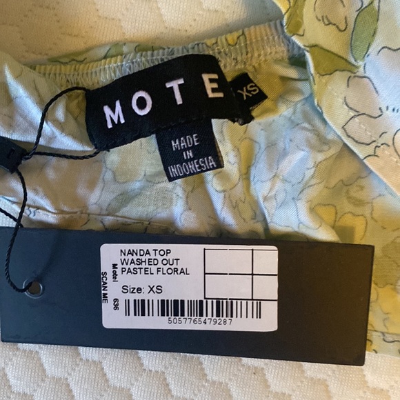 Motel Rocks Nanda Halter - Picture 3 of 3